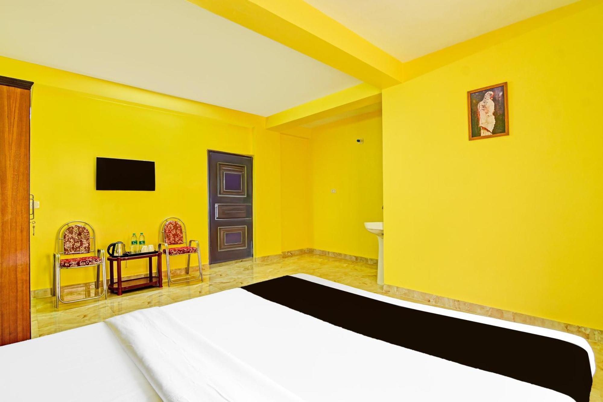 Hotel O Kabardanga More Kolkata Formerly Royal Crown Banquet Exterior photo
